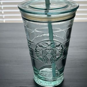 Starbucks glass w plastic lid and straw